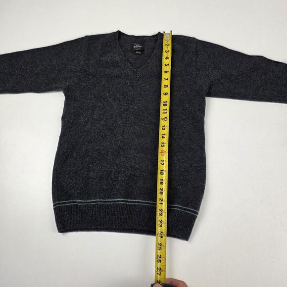 Harry Potter Sweater Mens XS Gray V Neck 100% Lambswool Made in Scotland - Picture 3 of 12